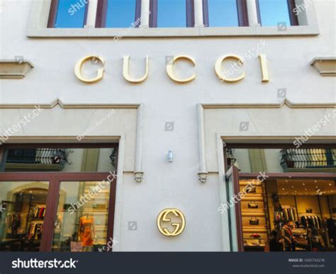 tienda gucci barcelona|gucci tienda oficial.